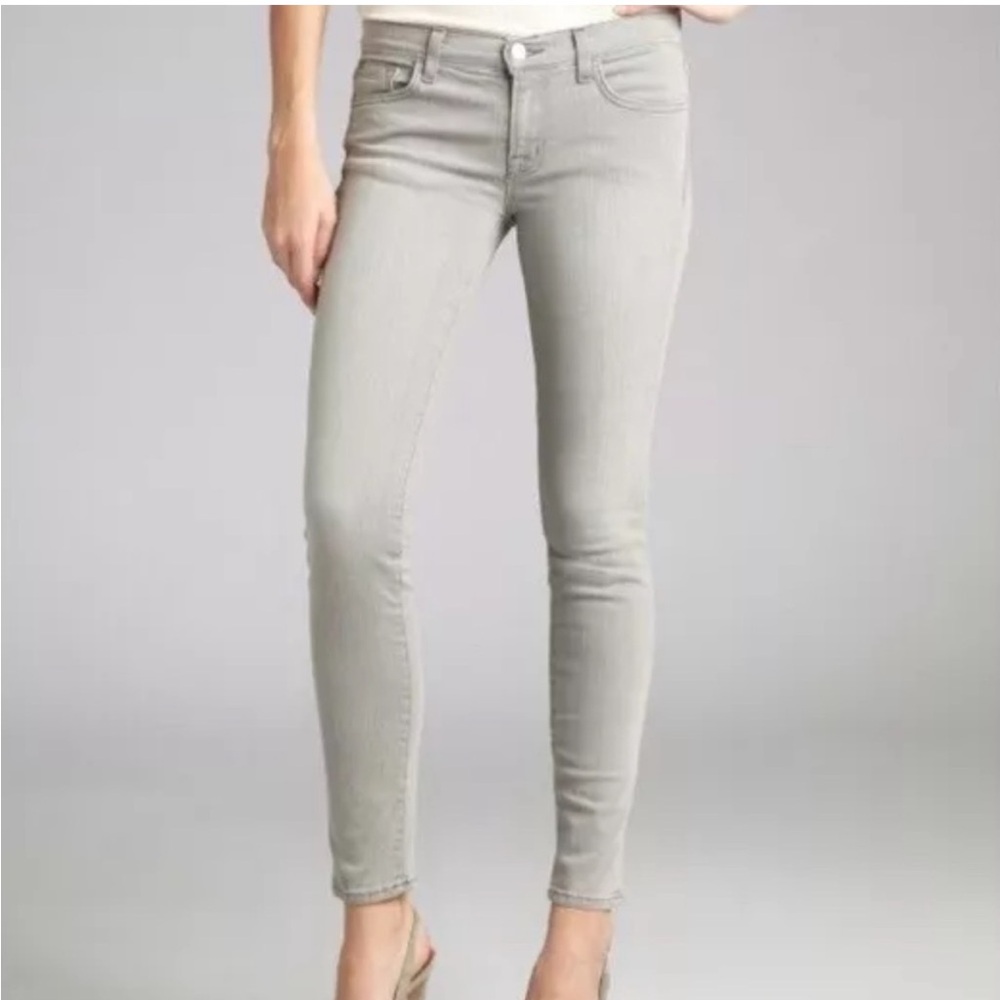 J brand light grey skinny jeans Sz.25